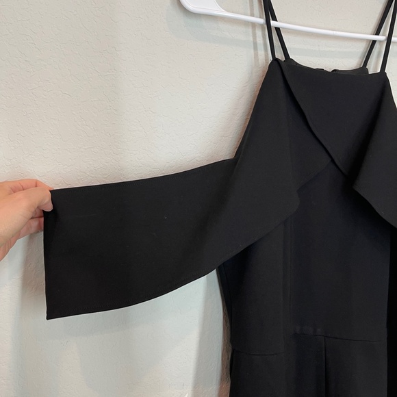 Gianni Bini Pilar Ruffle Black Dress Women's M Cold Shoulder Bodycon Stretch - Picture 4 of 15